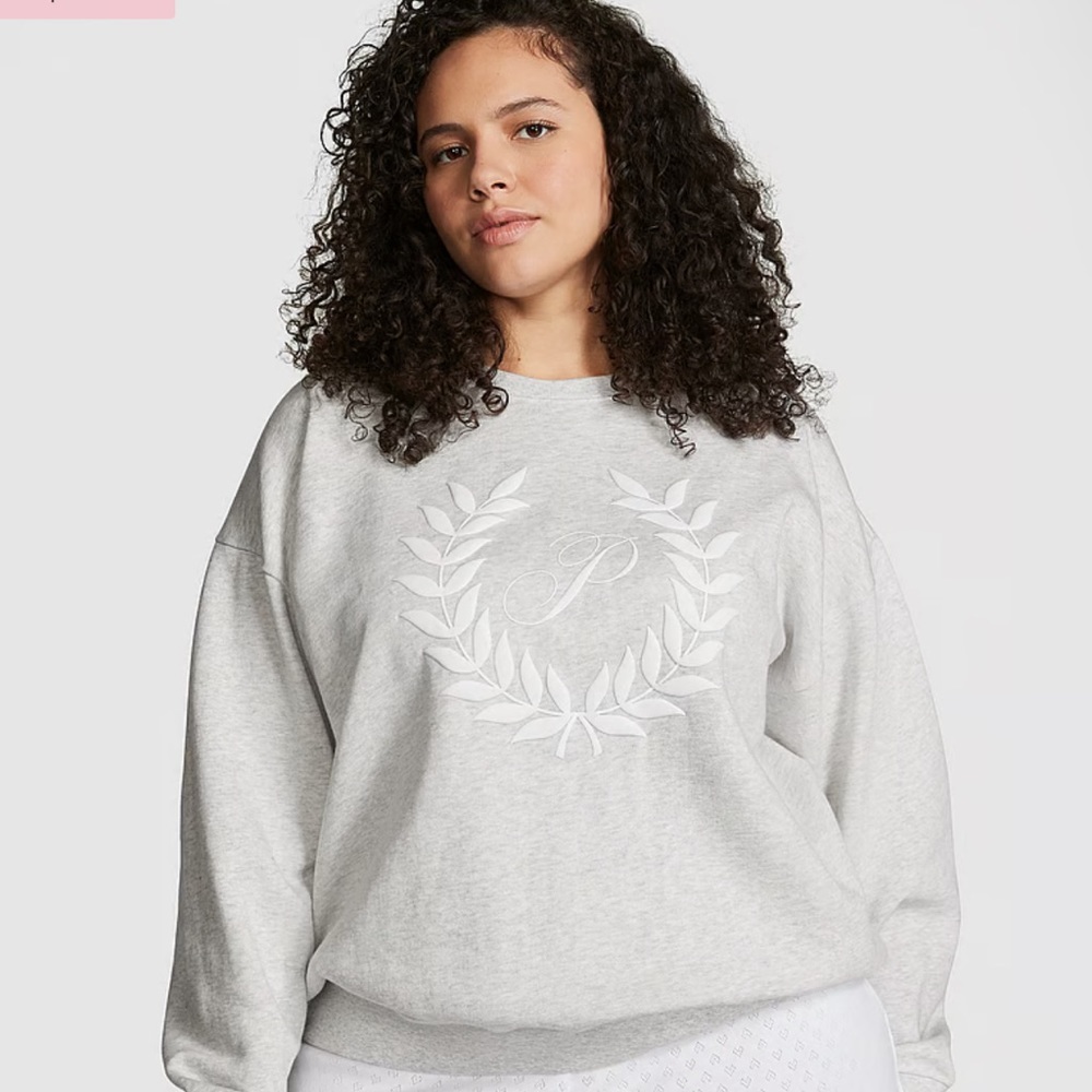 PINK
CREW SWEATSHIRT‎